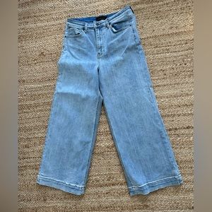 Risen Ankle Jeans